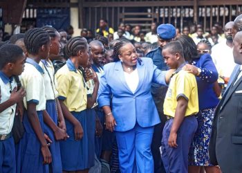 Gabon/Camélia Ntoutoume Leclercq en croisade contre les violences scolaires : « Tolérance zéro, place à la sanction et à la répression »