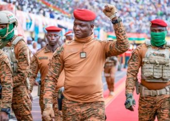 « Ensemble, nous triompherons » : le capitaine Traoré galvanise ses soutiens panafricanistes