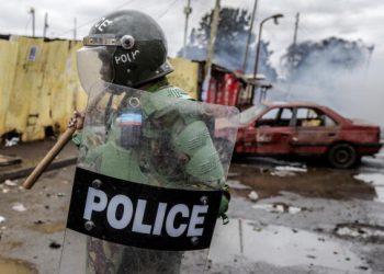 Kenya : un policier arrêté pour un tir à bout portant contre un badaud