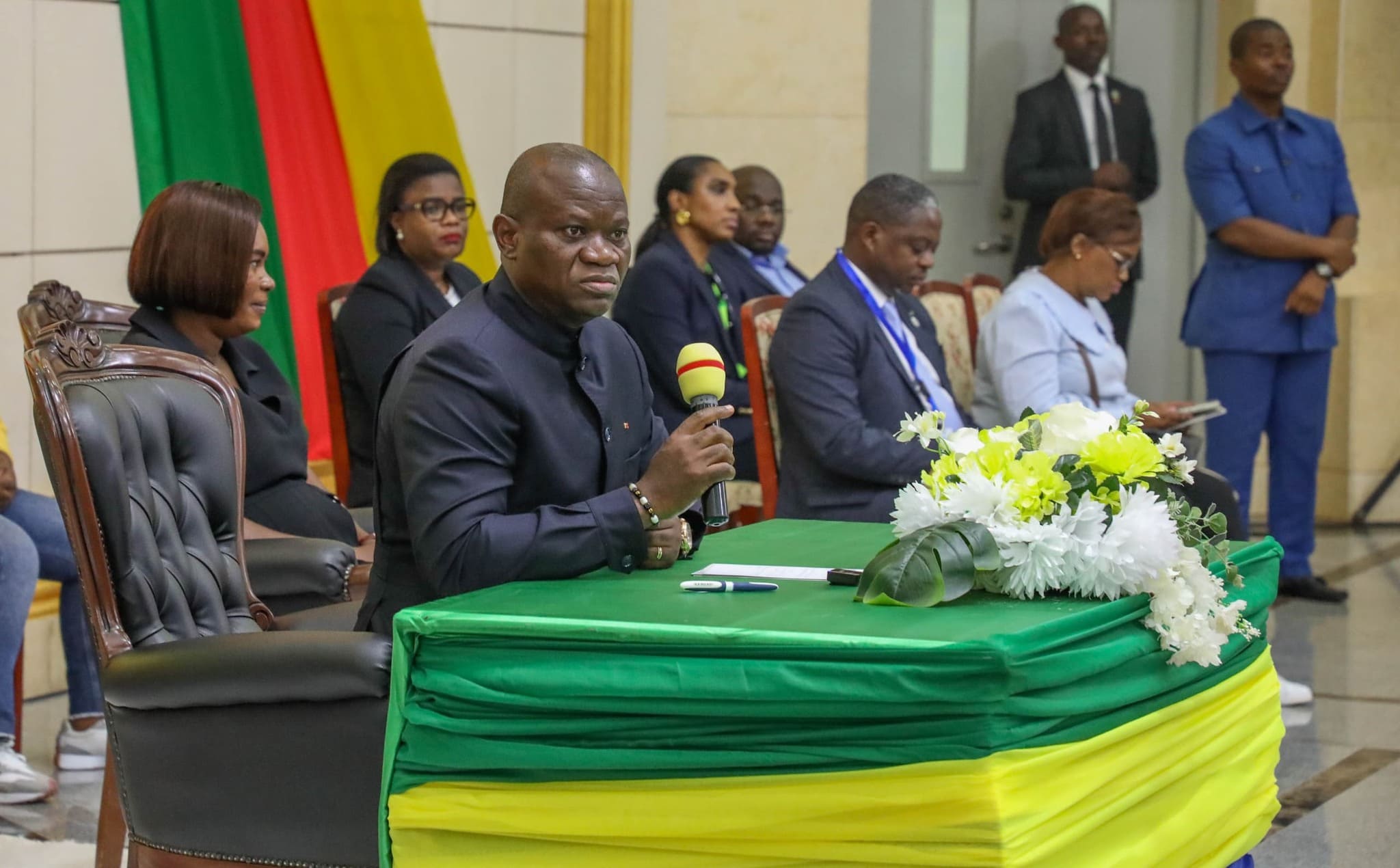 Malabo/Brice Clotaire Oligui Nguema à la rencontre des Gabonais vivant en Guinée équatoriale
