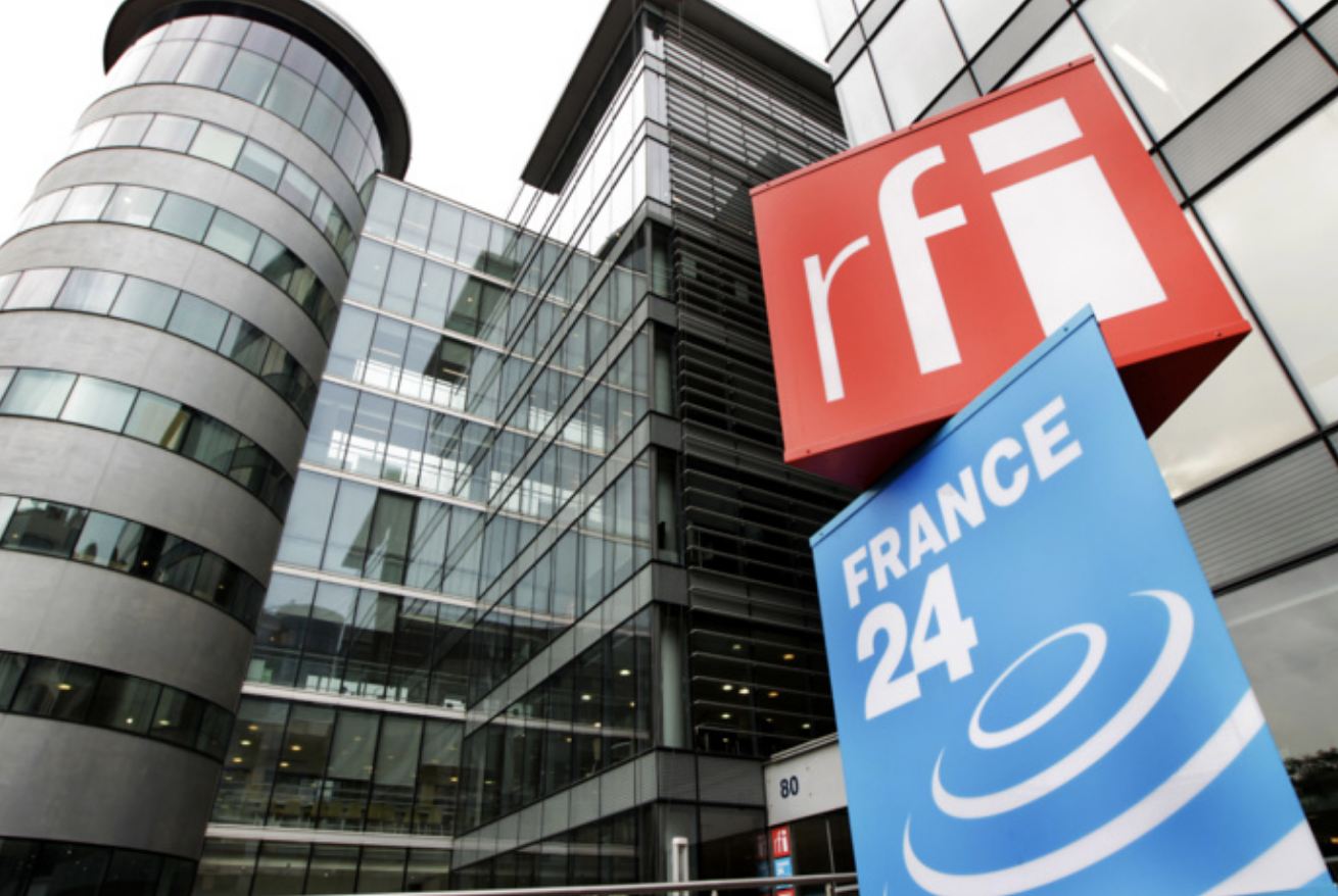 RFI et France 24 suspendus pour trois mois au Togo : une décision qui relance le débat sur la liberté de la presse en Afrique
