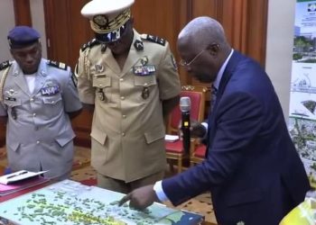 Gabon/Cité administrative de la Plaine Orety : le passé rattrape Raymond Ndong Sima