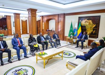 Gabon – Une vaste opération judiciaire en préparation contre les détourneurs de fonds : Oligui Nguema échange avec la société civile