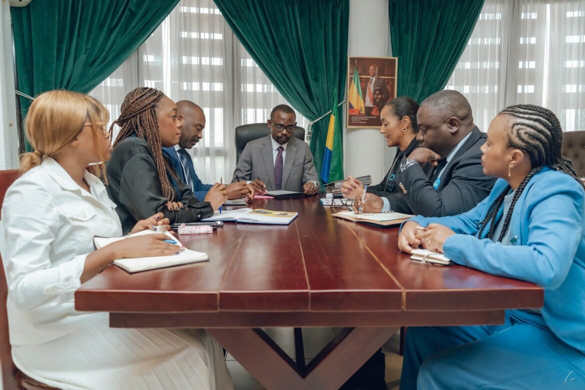 Gabon : Renforcement du partenariat entre l’UNICEF et le ministère de l’Environnement en faveur de l’éducation environnementale des jeunes