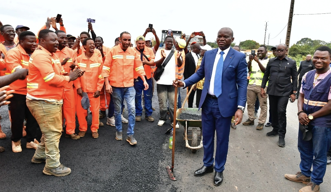 Gabon/Oligui Nguema en visite à Cocobeach : Ebomaf, moteur de la route vers le développement de la Noya