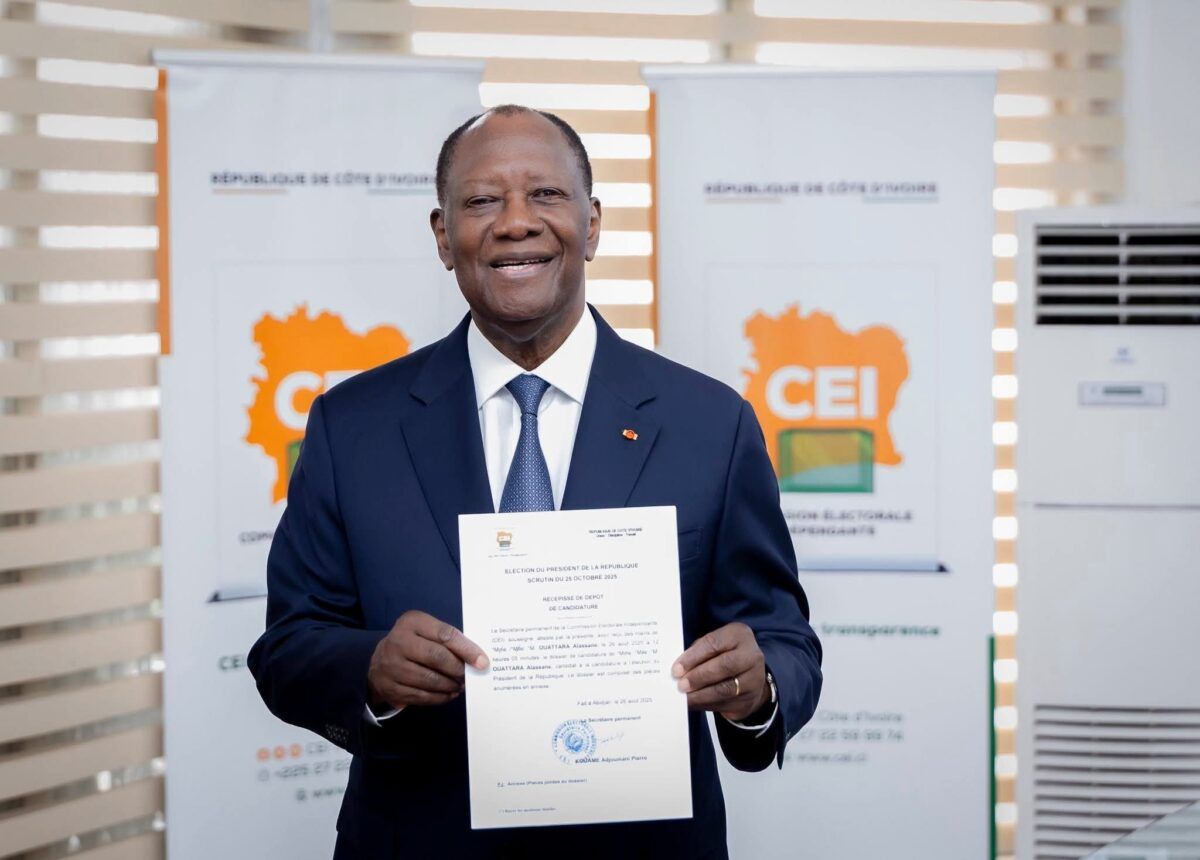 Côte d’Ivoire/Ouattara dépose sa candidature pour un 4e mandat présidentiel
