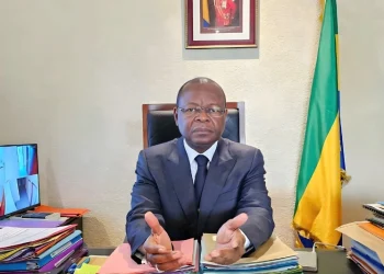 Analyse du PNCD par Jean-Pierre OYIBA : l&rsquo;Honorable Scarlett Pindji présente les axes stratégiques du développement gabonais